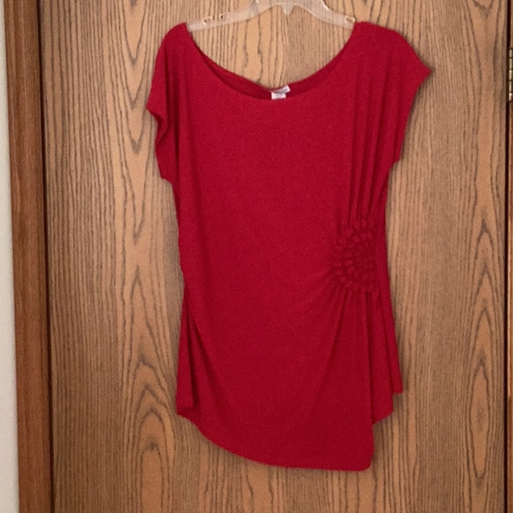 Women’s Red top